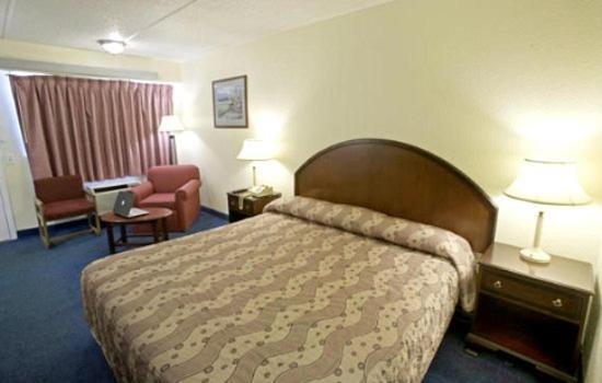 تشارلوت Royal Inn المظهر الخارجي الصورة