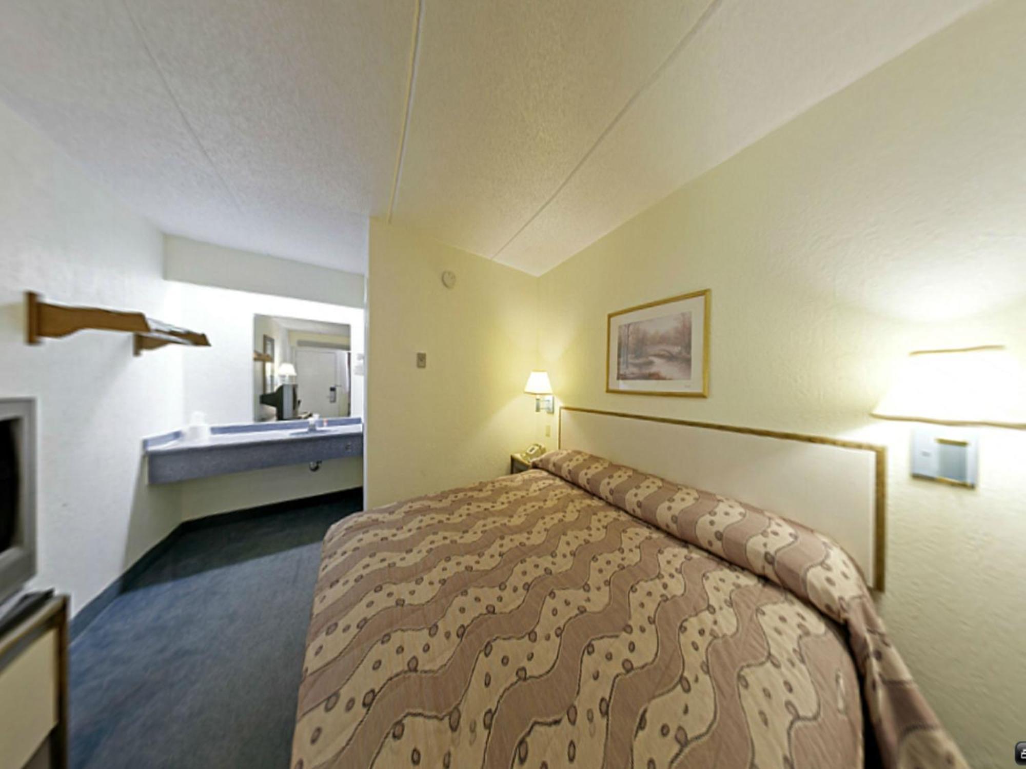 تشارلوت Royal Inn المظهر الخارجي الصورة